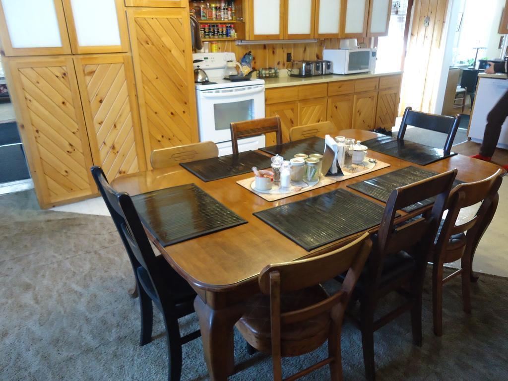 Bancroft Bed & Breakfast Bagian luar foto